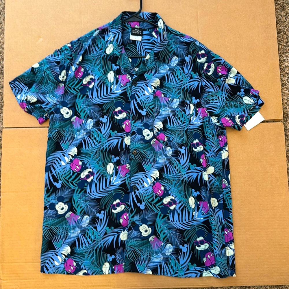 DISNEY MICKEY MOUSE MENS HAWAIIAN BUTTON DOWN RAYON CAMP SHIRT~LARGE NEW